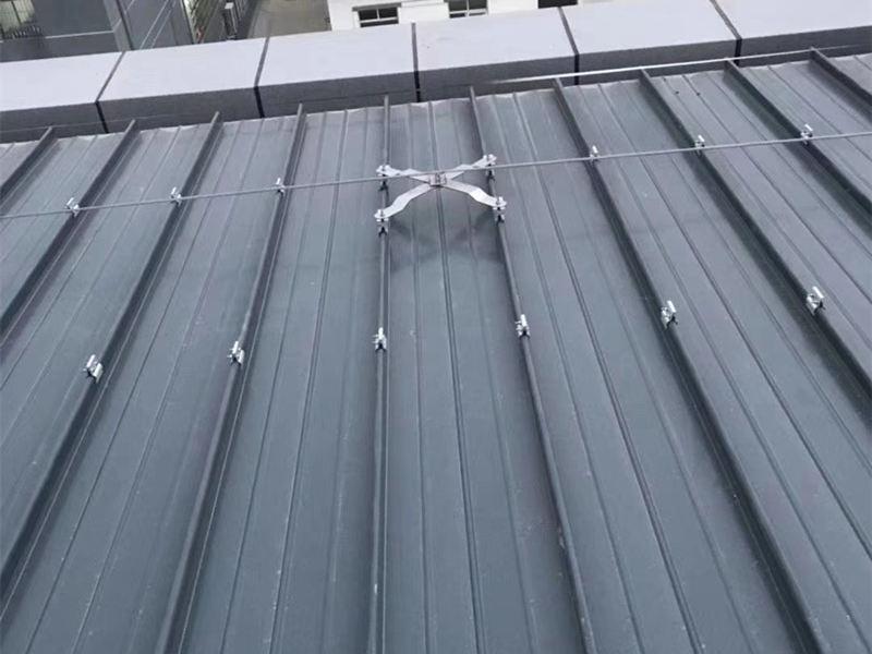 Aluminum Roofing Sheet Installation 