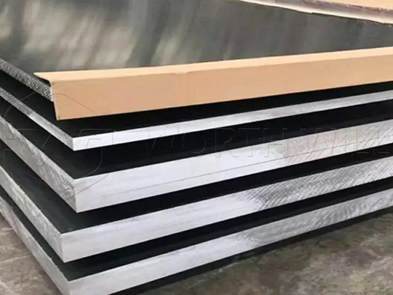 Packaging of 5052 H32 aluminum coil with wooden pallet