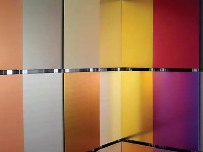 Anodized aluminum plate