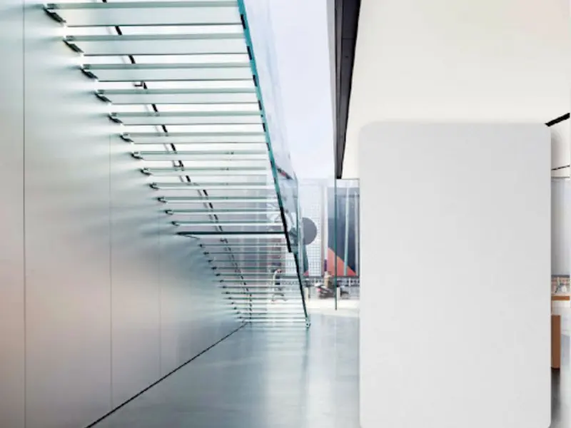 Anodized aluminum plate